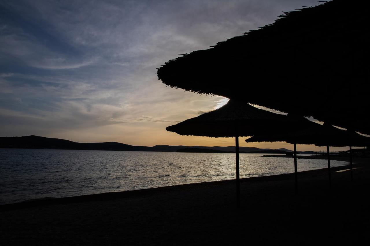 Apartmani Dina Biograd Na Moru Extérieur photo