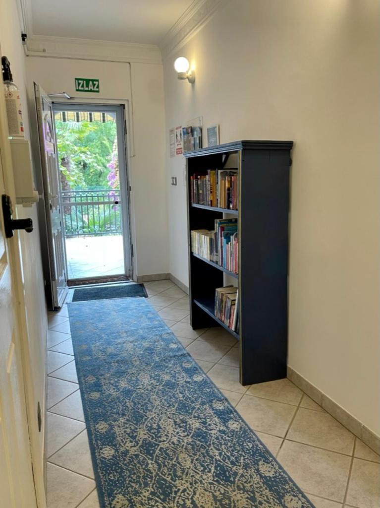 Apartmani Dina Biograd Na Moru Extérieur photo