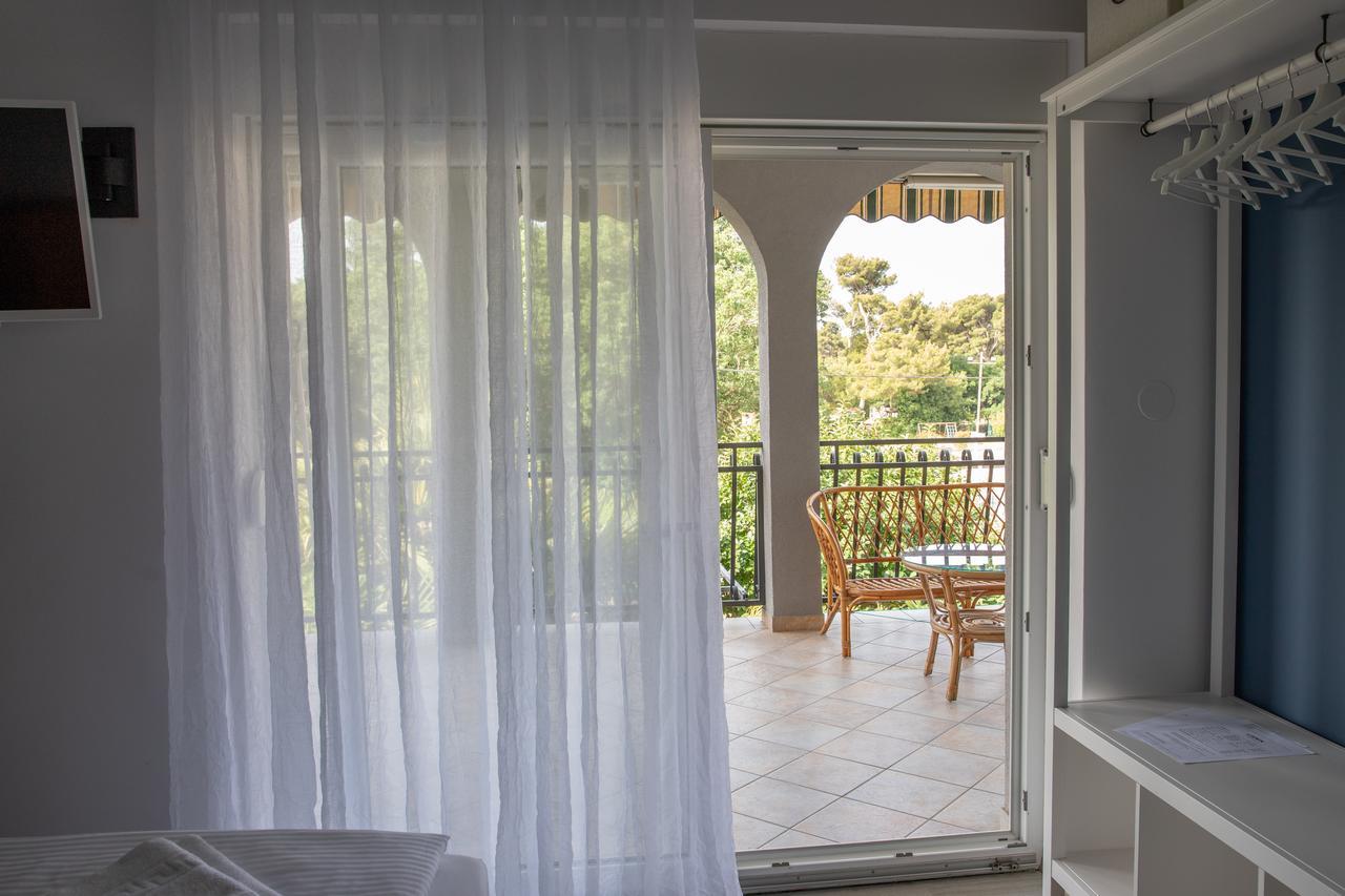 Apartmani Dina Biograd Na Moru Extérieur photo